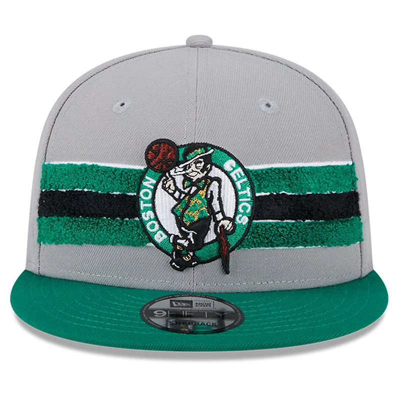 Casquette Snapback 9FIFTY New Era pour hommes des Boston Celtics Chenille Band grise