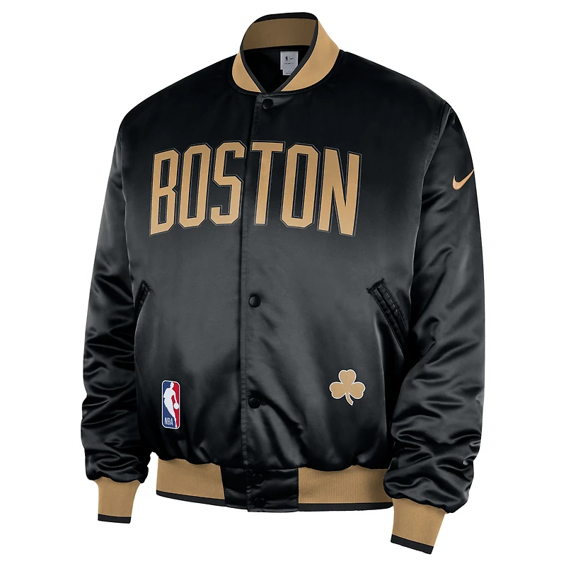 Veste bomber Nike Boston Celtics City édition Remix Courtside noire pour homme, 2025/26, fermeture à boutons-pression.