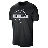 T-shirt d'entraînement authentique Nike noir des Boston Celtics pour homme