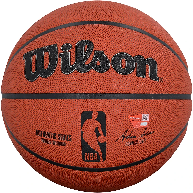 Ballon de basket-ball Wilson Authentic Series autographié par Payton Pritchard (Boston Celtics) pour intérieur/extérieur, avec inscription « 6e homme 2025 » - Édition limitée à 25 exemplaires