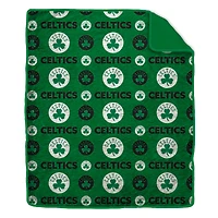 Couverture en fausse fourrure Pegasus Boston Celtics ton sur ton 60" x 70"