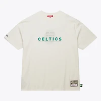 T-shirt boyfriend crème Mitchell & Ness Boston Celtics pour femme
