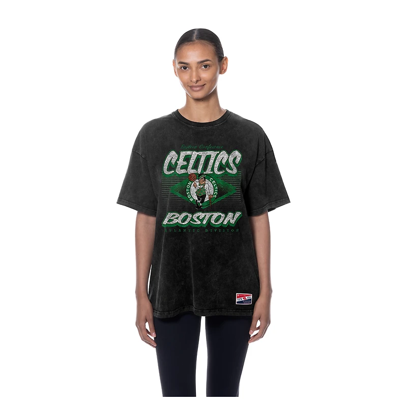 Women's New Era  Black Boston Celtics Throwback Mineral Wash Oversized T-Shirt