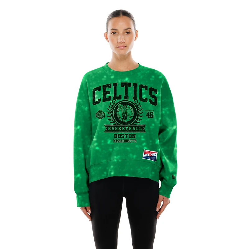 Sweat-shirt à col rond New Era Kelly Green Boston Celtics Throwback Collection pour femme, délavé minéral