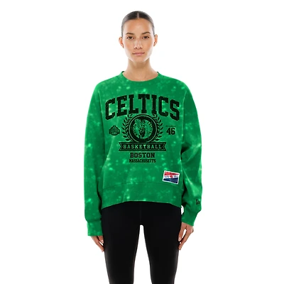 Sweat-shirt à col rond New Era Kelly Green Boston Celtics Throwback Collection pour femme, délavé minéral