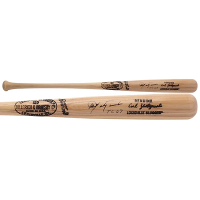 Bâton de baseball Louisville Slugger modèle match autographié par Carl Yastrzemski des Red Sox de Boston, avec inscription « TC 67 ».