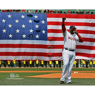 Photo non signée de David Ortiz, des Red Sox Boston, lors son discours « This Is Our City » en 2013