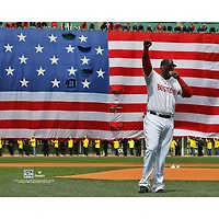 Photo non signée de David Ortiz, des Red Sox Boston, lors son discours « This Is Our City » en 2013