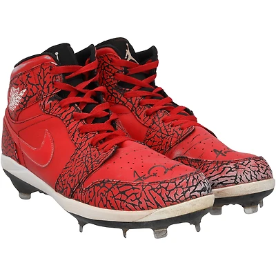 Chaussures Jordan Brand rouges dédicacées par Jarren Duran des Red Sox de Boston lors de la saison 2024 de la MLB
