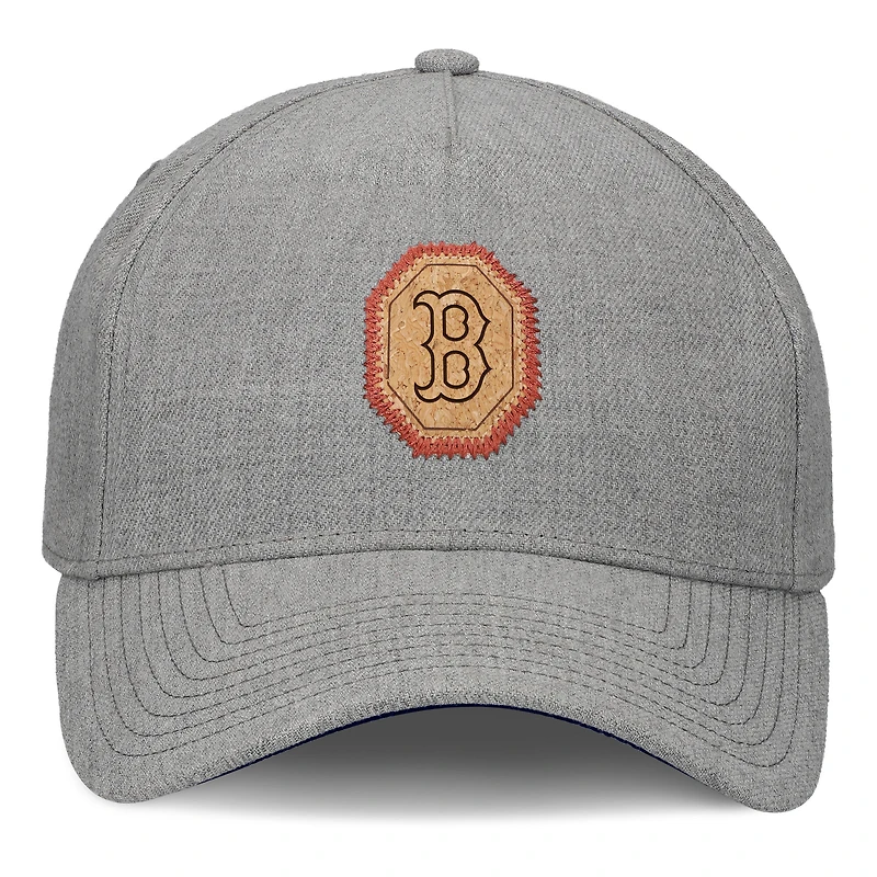 Casquette ajustable en forme de A avec patch en liège et éléments signatures Boston Red Sox Fanatics pour homme, gris