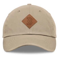 Casquette réglable non structurée microsablée kaki Boston Red Sox Elements Fanatics pour hommes