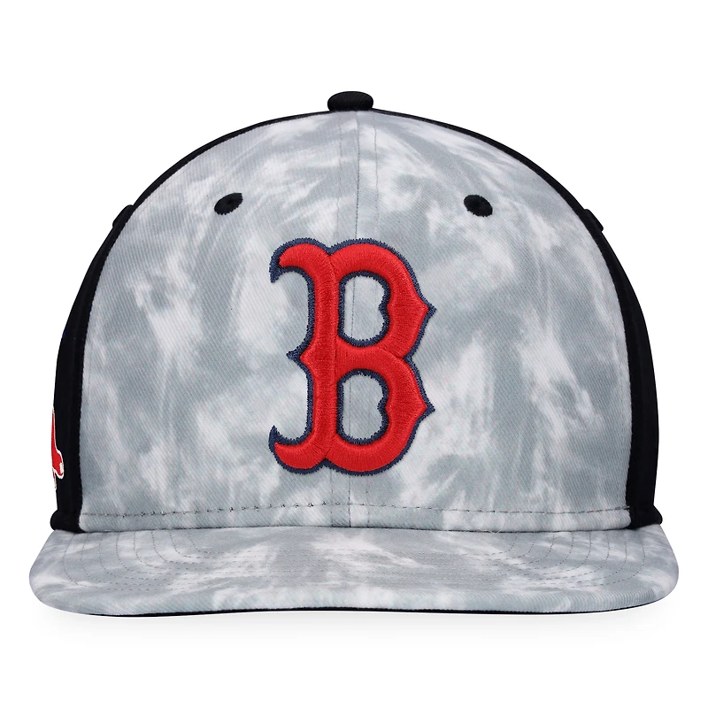 Men's Majestic Gray Boston Red Sox Smoke Dye Snapback Hat