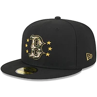 Casquette ajustée 59FIFTY pour la Journée des forces armées 2024 New Era noire Red Sox de Boston hommes