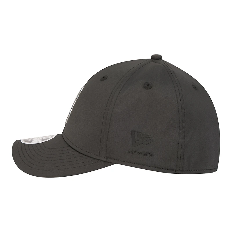 Casquette New Era noire Boston Red Sox métallisée 39THIRTY M-Crown Flex pour homme