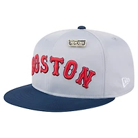 Casquette ajustée New Era 59FIFTY en satin gris/bleu marine des Boston Red Sox pour homme