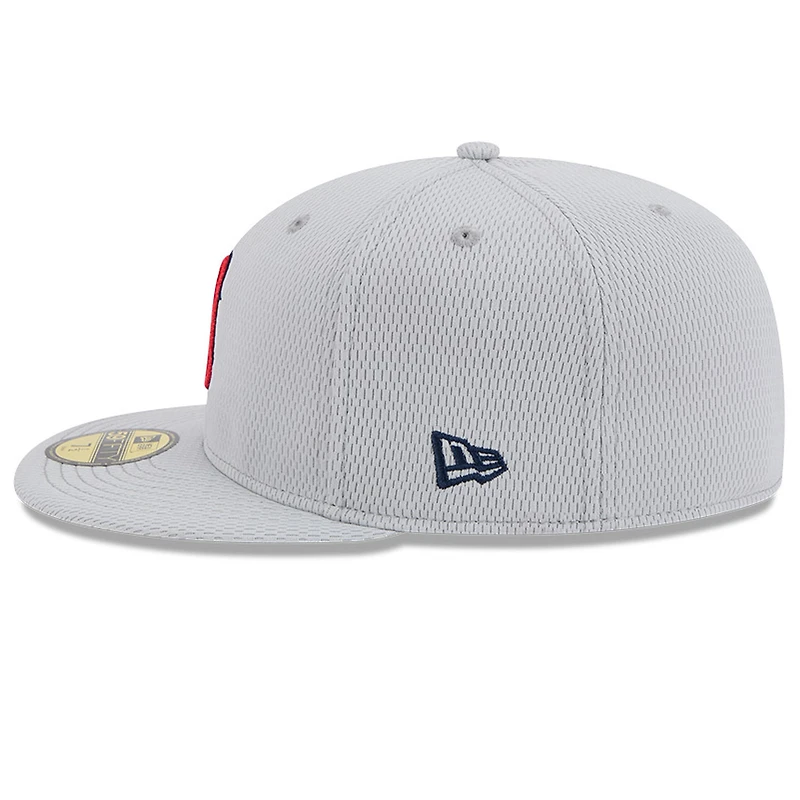 Men's New Era Gray Boston Red Sox 2025 MLB Clubhouse 59FIFTY Fitted Hat