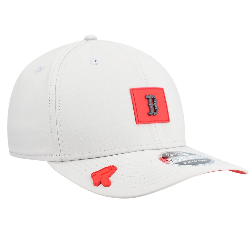 Men's New Era Gray Boston Red Sox 2026 Clubhouse 9SEVENTY Adjustable Hat