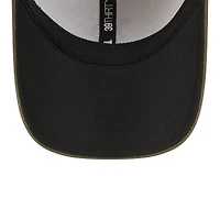 Casquette New Era 39THIRTY Flex beige clair/olive pour homme, Boston Red Sox 2025 Armed Forces Day