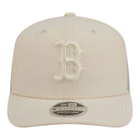 Casquette trucker ajustable New Era COOLERA 9SEVENTY pour homme, beige clair, Boston Red Sox, color pack.