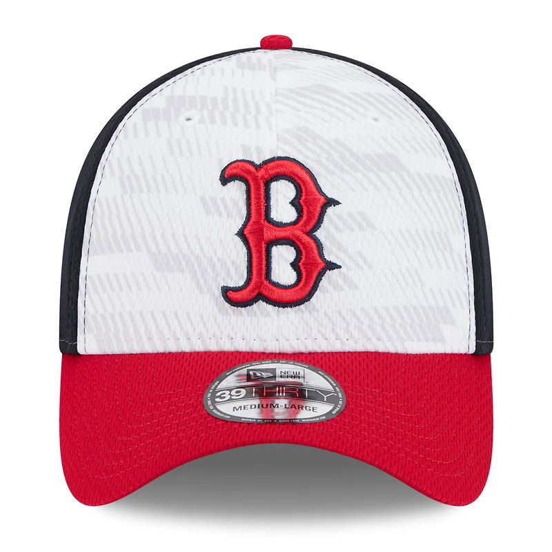 Casquette MLB Clubhouse 39THIRTY Flex Boston Red Sox 2025 New Era bleu marine/rouge pour homme