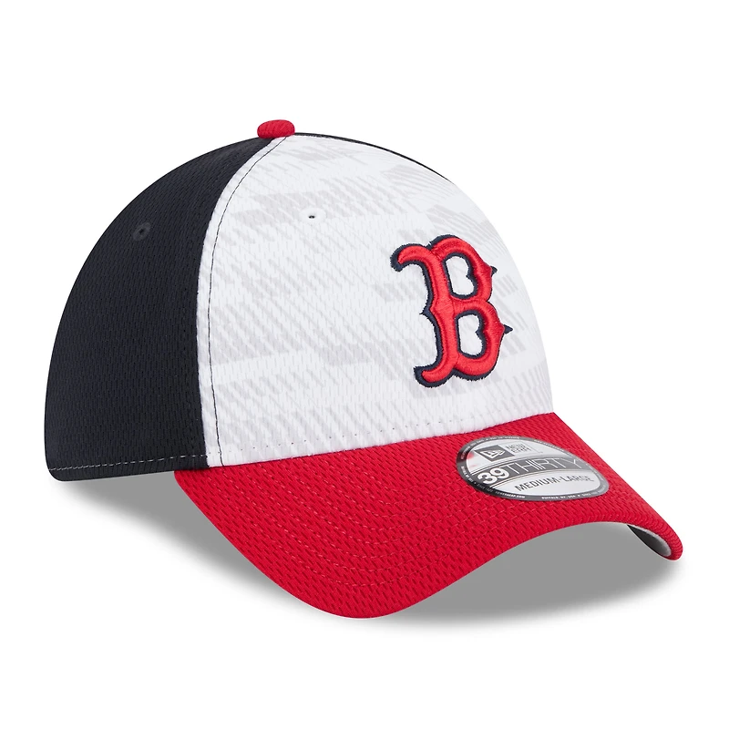 Casquette MLB Clubhouse 39THIRTY Flex Boston Red Sox 2025 New Era bleu marine/rouge pour homme