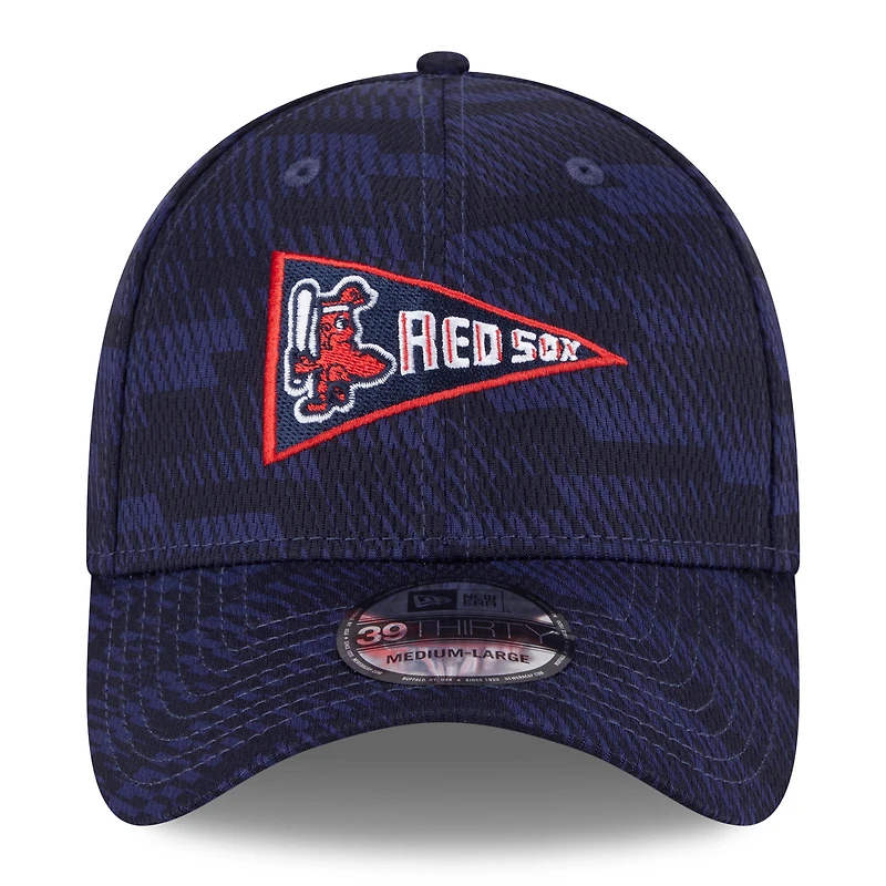 Casquette MLB Clubhouse 39THIRTY Flex Boston Red Sox 2025 New Era bleu marine pour homme