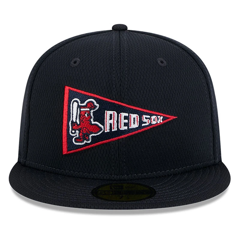 Casquette ajustée MLB Clubhouse 59FIFTY Boston Red Sox 2025 New Era pour homme bleu marine