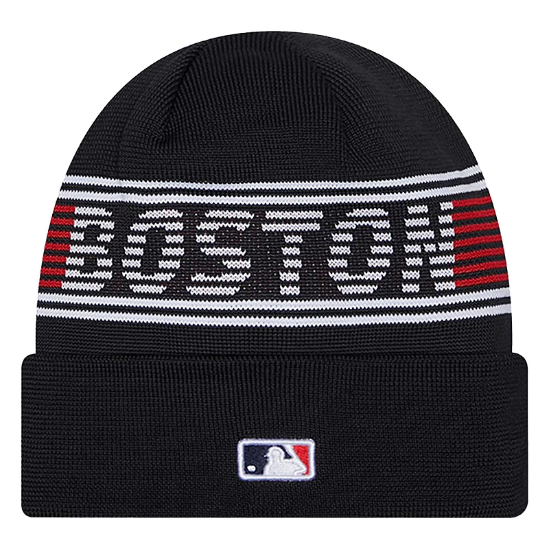 Bonnet en tricot à revers bleu marine Boston Red Sox Authentic Collection pour homme de New Era