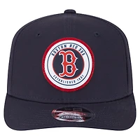 Casquette extensible à bouton-pression New Era bleu marine avec écusson circulaire 9SEVENTY des Red Sox de Boston pour homme