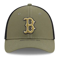 Casquette New Era pour homme, couleur olive, Boston Red Sox, édition spéciale 2026, Journée des forces armées, modèle 39THIRTY M-Crown Flex