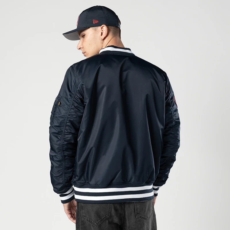 Blouson aviateur entièrement zippé bleu marine des Boston Red Sox pour homme New Era x Alpha Industries
