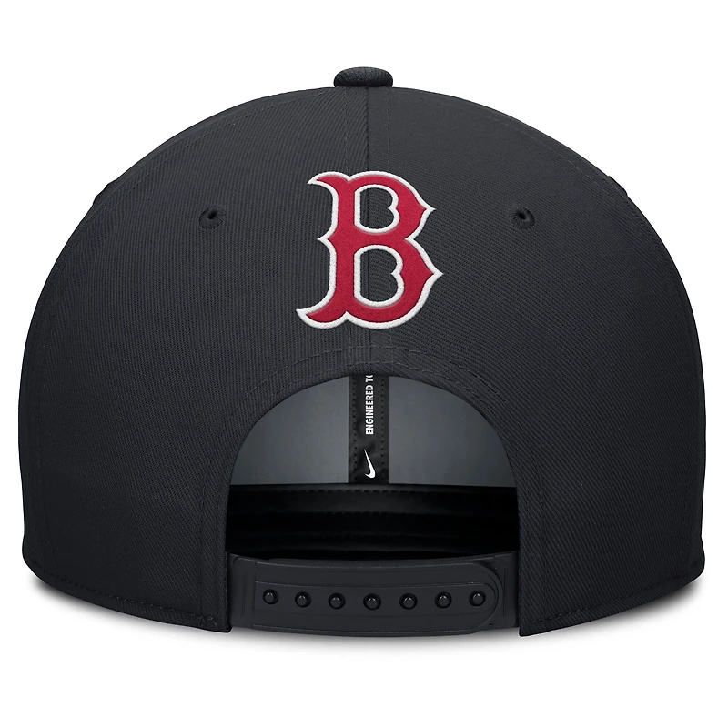 Men's Nike Navy/Red Boston Red Sox Pro Performance Snapback Hat