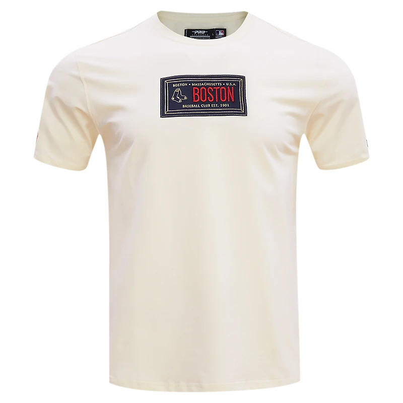 T-shirt avec badge de membre du club des Red Sox Boston Pro Standard crème pour hommes
