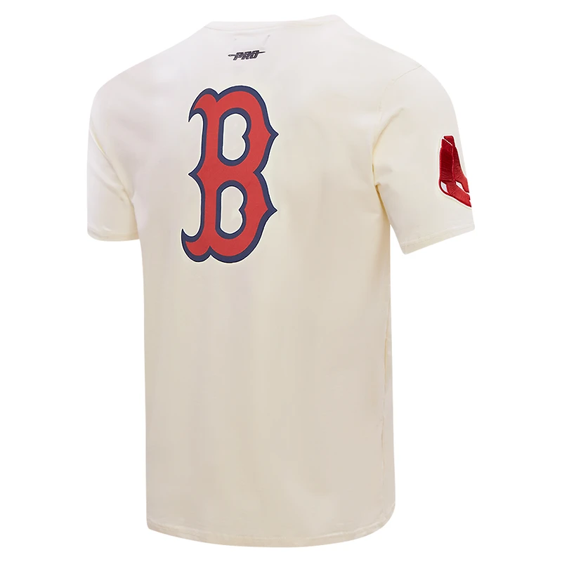 T-shirt avec badge de membre du club des Red Sox Boston Pro Standard crème pour hommes
