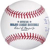 Balle de baseball autographiée par Pedro Martinez des Red Sox de Boston, arborant le logo du Temple de la renommée et l'inscription « HOF 15 ».