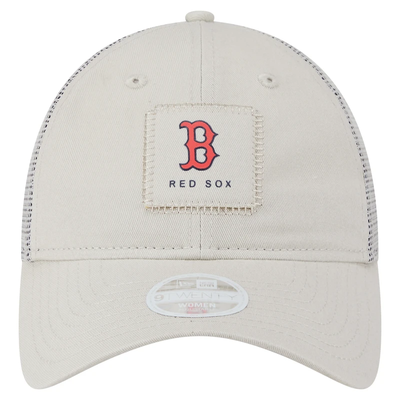 Casquette ajustable 9TWENTY à point carré beige clair des Boston Red Sox de New Era pour femme