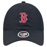 Casquette New Era 9FORTY Flex bleu marine pour femme avec queue de cheval et logo de l'équipe des Red Sox de Boston