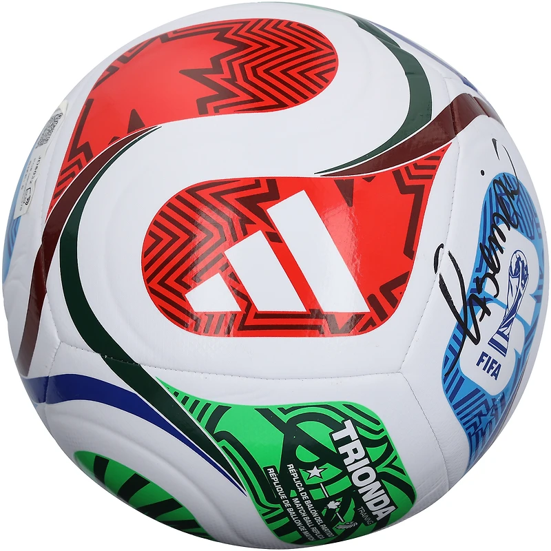 Ballon de football d'entraînement autographié par Casemiro, équipe nationale du Brésil, pour la Coupe du Monde de la FIFA 2026