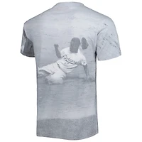 Mitchell & Ness Jackie Robinson Brooklyn Dodgers Cooperstown Collection Highlight T-shirt graphique de joueur sublimé pour hommes