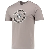 Ensemble de nuit T-shirt et short Brooklyn Nets Concepts Sport pour hommes, noir/gris