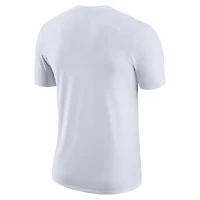 T-shirt Jordan Brand Brooklyn Nets Courtside Statement Edition Max90 pour homme, blanc