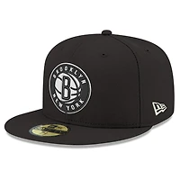 Casquette ajustée New Era Brooklyn Nets 59FIFTY noire et blanche pour homme