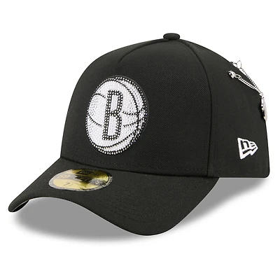 Casquette ajustée New Era 59FORTY noire Brooklyn Nets 2026 NBA Draft On-Stage Crystal A-Frame pour homme