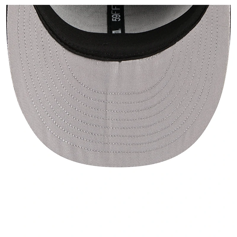 Men's New Era Black Brooklyn Nets Freedom Pre-Curved 59FIFTY Fitted Hat