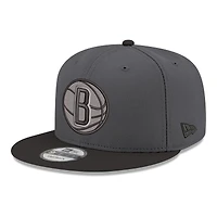 Men's New Era Gray/Black Brooklyn Nets Logo 2-Tone 9FIFTY Snapback Hat