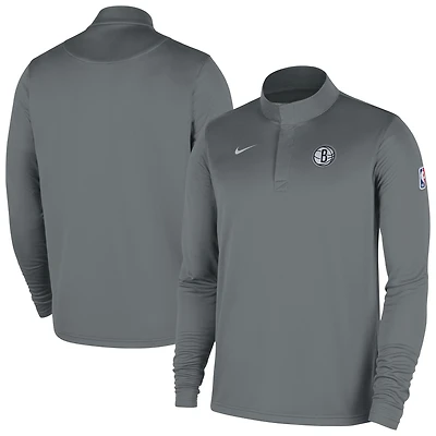 Haut Nike gris Brooklyn Nets 2025/26 Authentic Coaches à quart de zip Dri-Fit pour homme