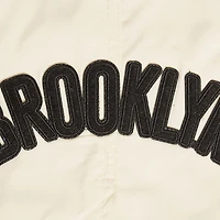 Short tissé triple ton sur Pro Standard Brooklyn Nets pour hommes