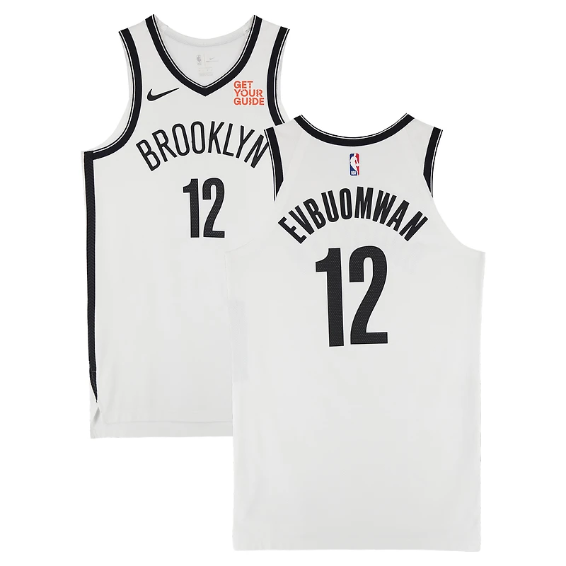 Maillot Nike blanc n° 12 des Brooklyn Nets de Tosan Evbuomwan, utilisé lors du match contre les Houston Rockets le 1er février 2025 - Taille 48+4