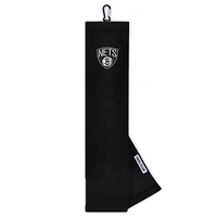 Serviette de golf WinCraft Brooklyn Nets 16" x 25" brodée à trois volets avec logo du visage et du club