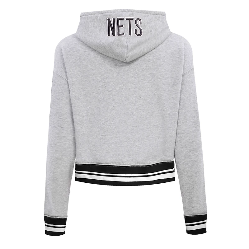 Sweat à capuche court Pro Standard pour femmes, gris chiné, Brooklyn Nets, Script Tail